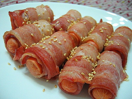 餐盤培根熱狗捲